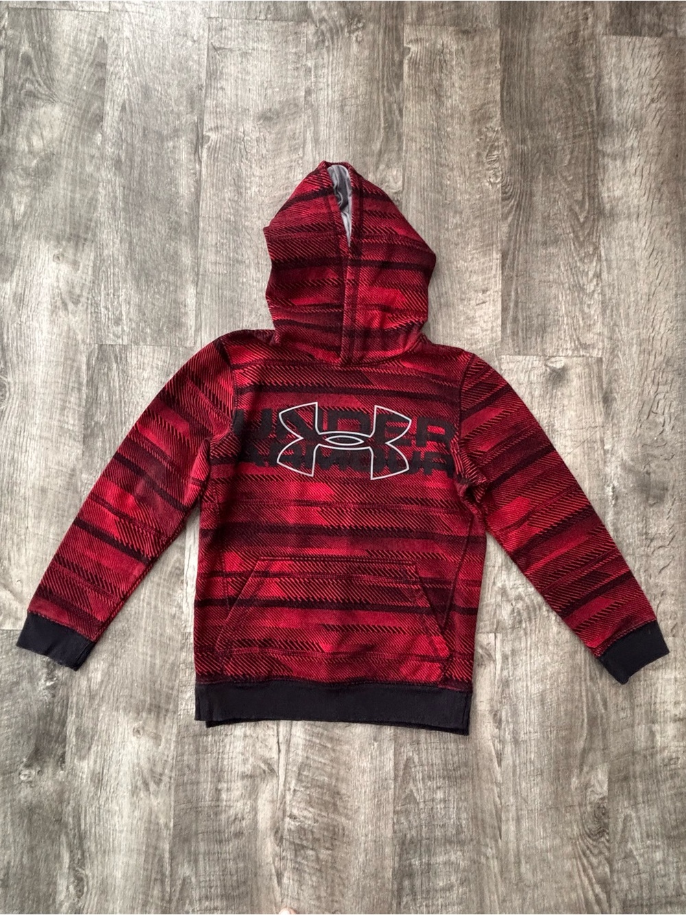 Under Armour hoodie youth medium